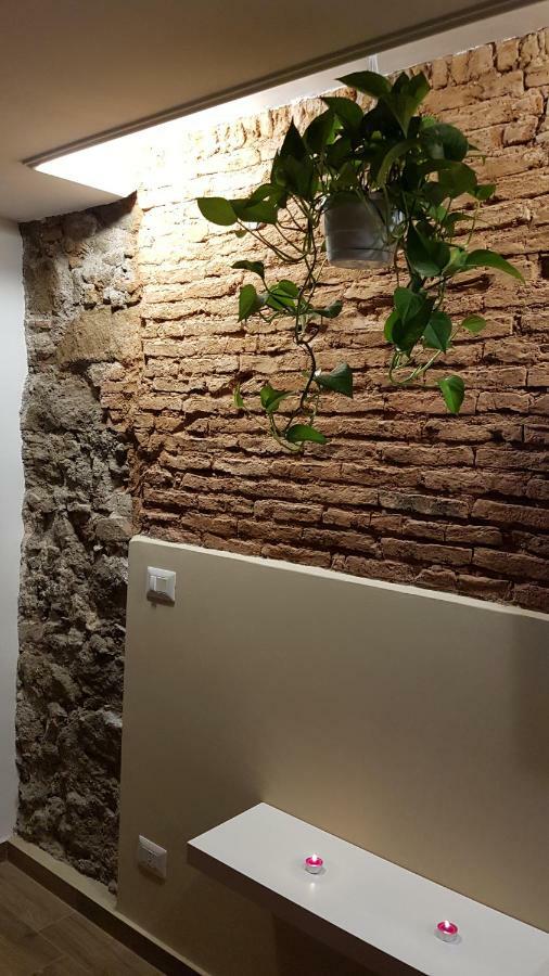 Holiday House Da Carlo Catania Bagian luar foto