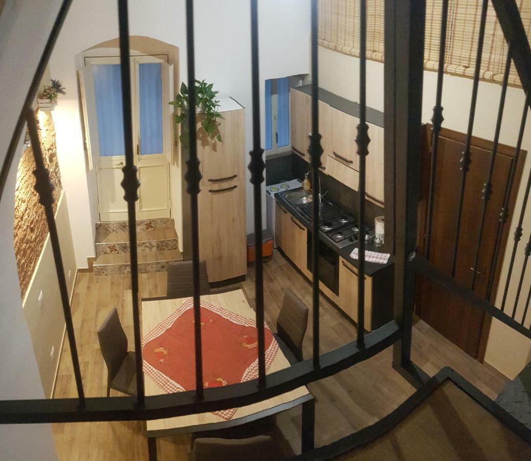 Holiday House Da Carlo Catania Bagian luar foto