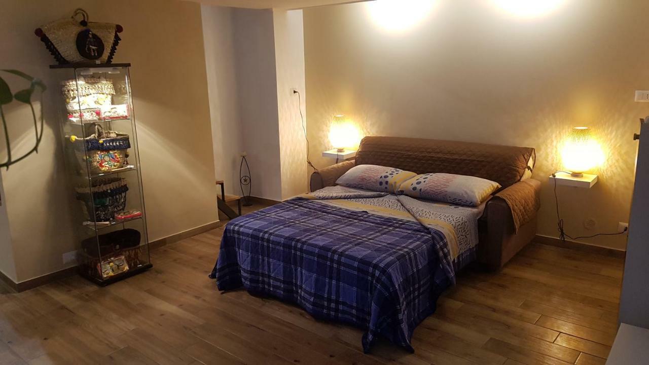 Holiday House Da Carlo Catania Bagian luar foto