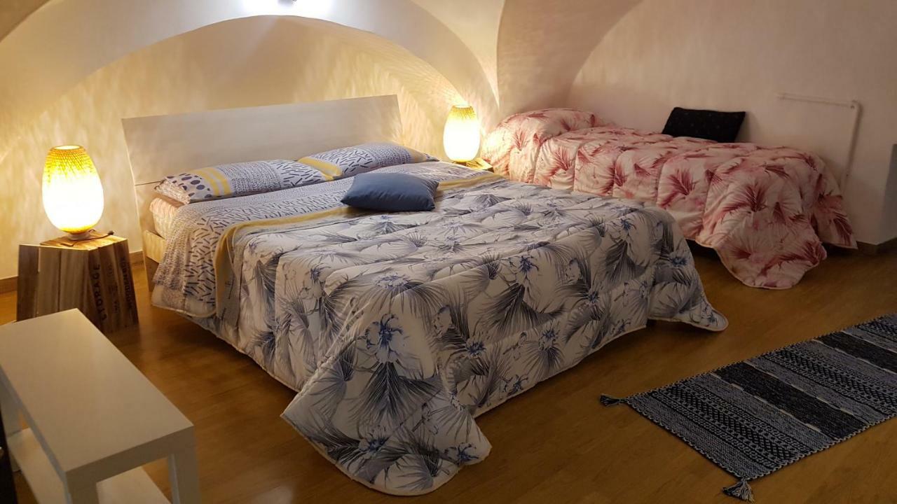 Holiday House Da Carlo Catania Bagian luar foto