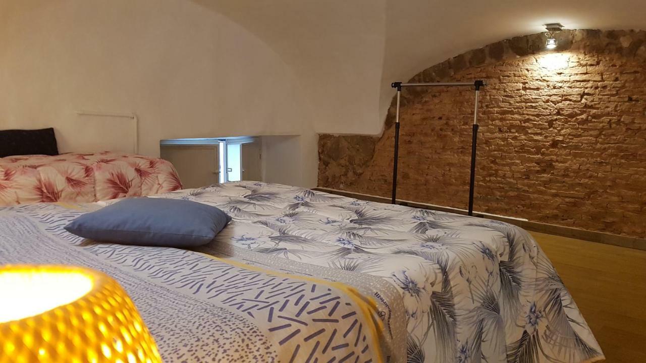 Holiday House Da Carlo Catania Bagian luar foto